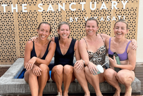 Group of woman in Vikasati bathhouse